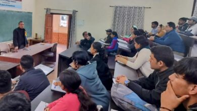 "गणित और भौतिकी के अनुप्रयोग: छात्रों को प्रेरित करते प्रो. ए. एस. उनियाल"