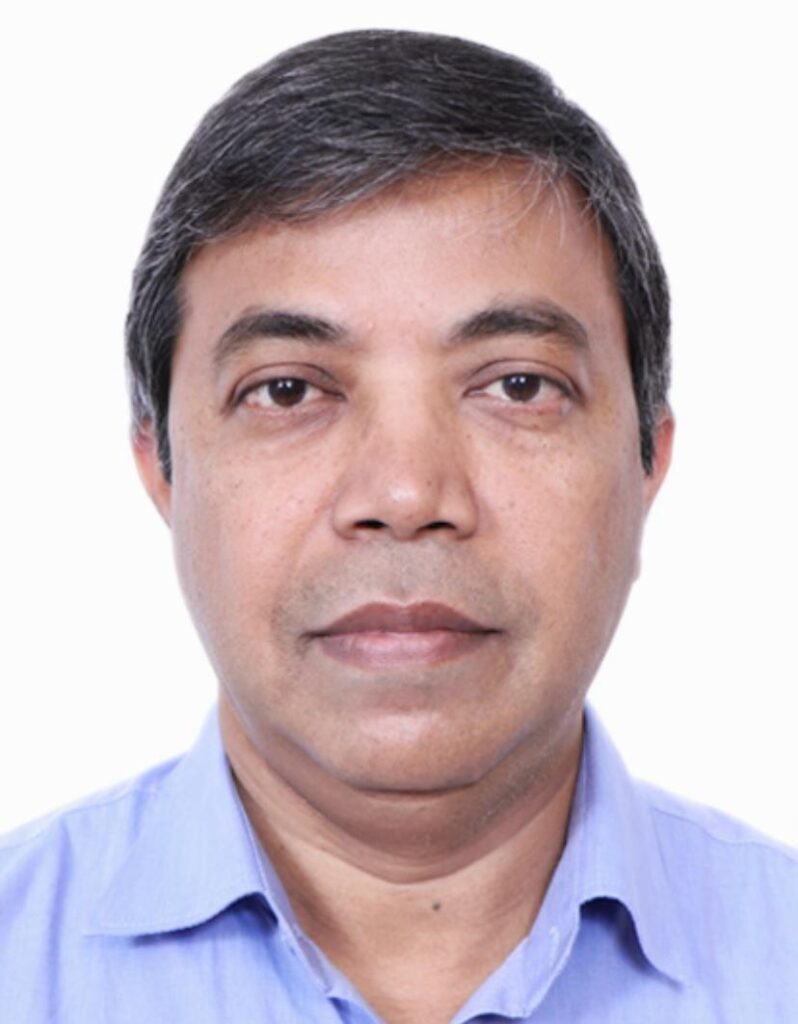 प्रो. कमर आजम, विभागाध्यक्ष, ट्रॉमा सर्जरी और प्रमुख स्पोर्ट्स इंजरी क्लीनिक